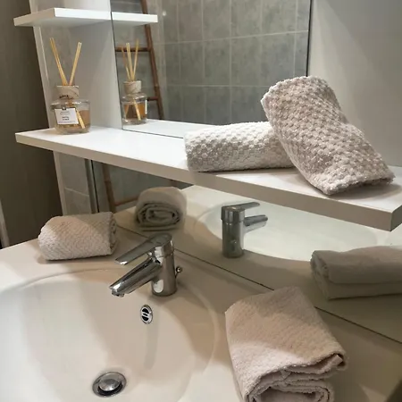 Aux 138 Bis Апартаменти Каркассонн