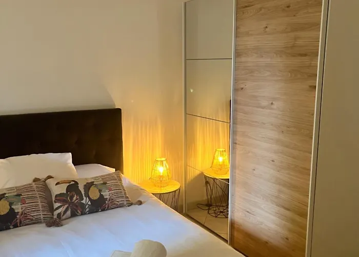 Aux 138 Bis * Carcassonne